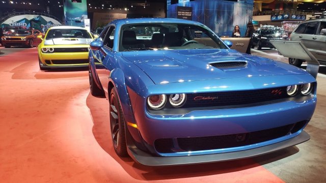 dodge_challenger_chicago_1200.jpg